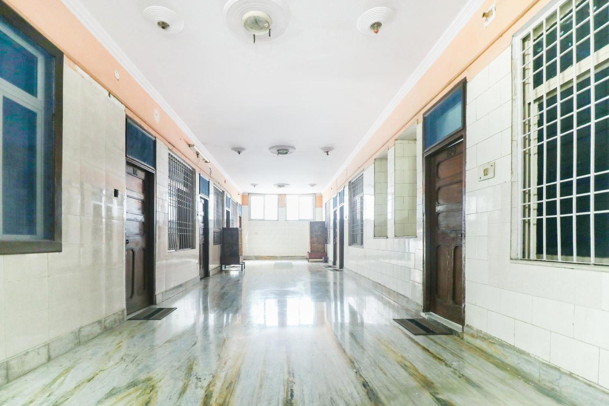 Spot On Hotel Anand Bhawan Alīgarh Exterior foto