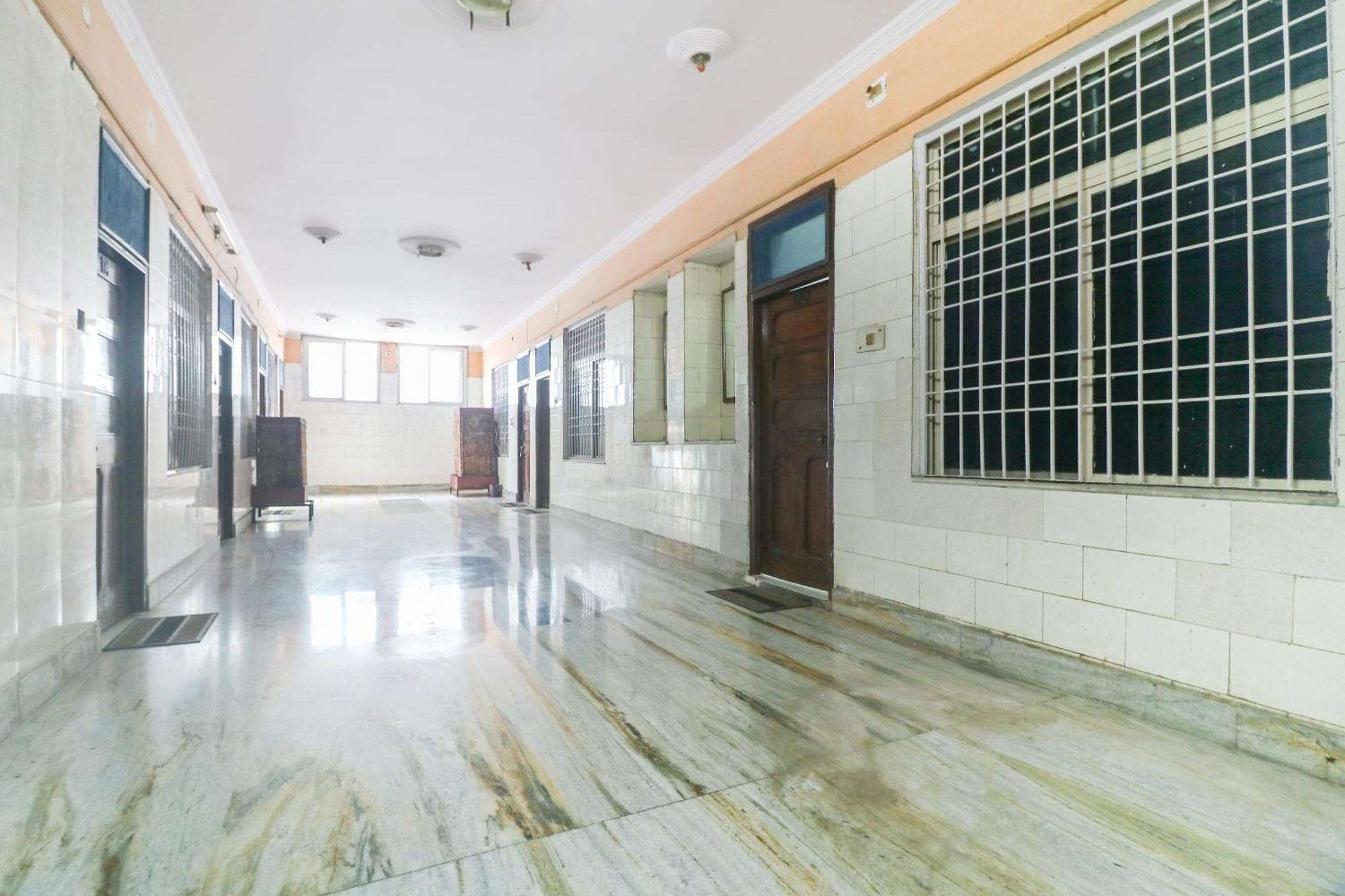 Spot On Hotel Anand Bhawan Alīgarh Exterior foto